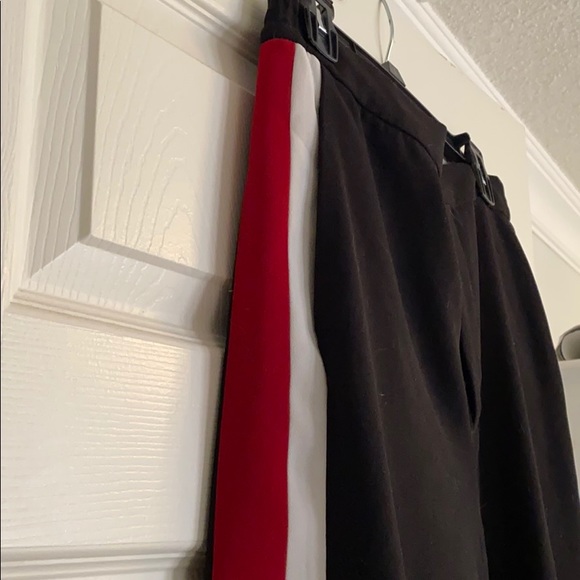 Wide leg pant with elastic waist - Picture 2 of 3